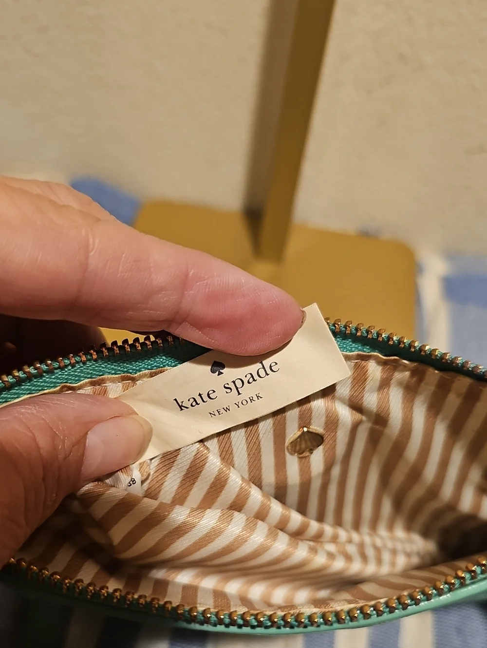 Kate Spade Cobble Hill Wristlet In Mint Green